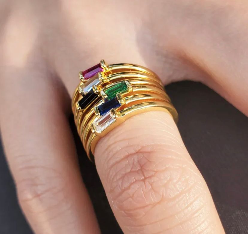 AN032 Single Baguette Ring Adjustable