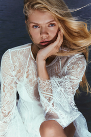 Thone White Short Lace Dress