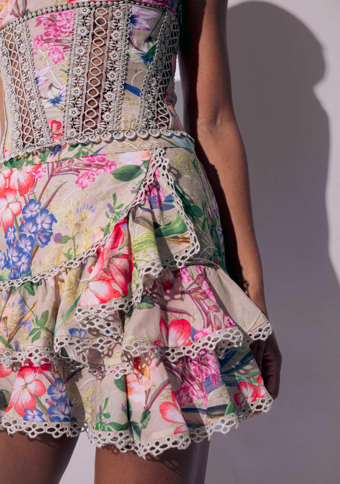 Fera Short Olive Skirt