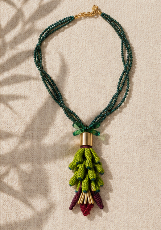 Amazon Bunch Necklace Mini