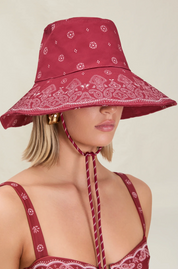 Sun Hat Pinot