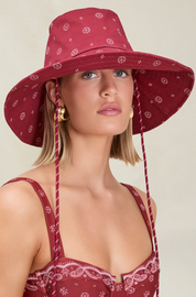 Sun Hat Pinot
