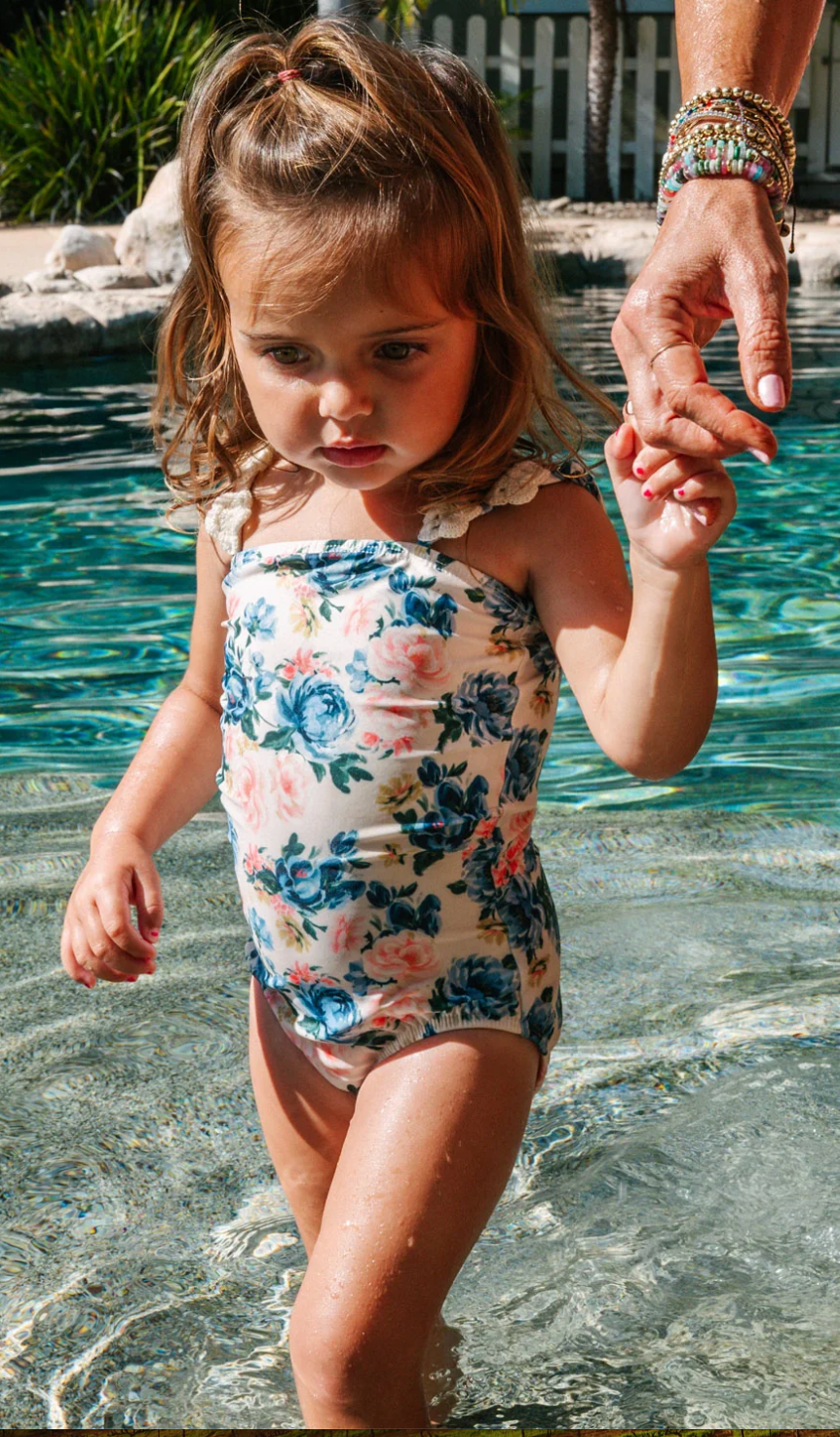 Winnie flower One Piece