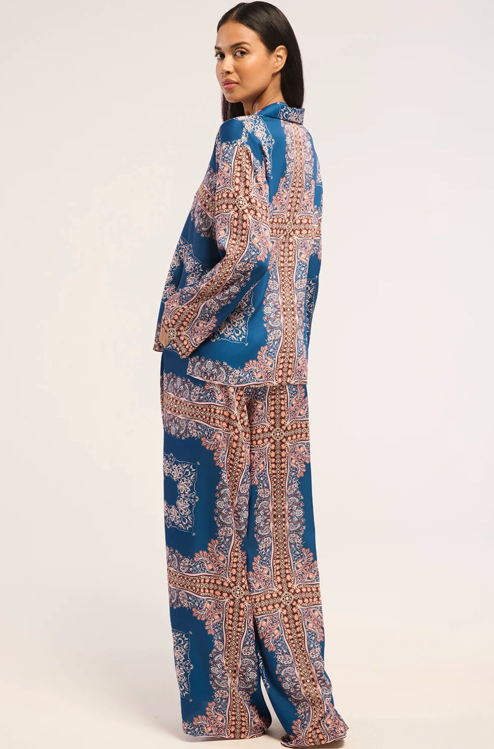 sme Top Sapphire Tapis Satin