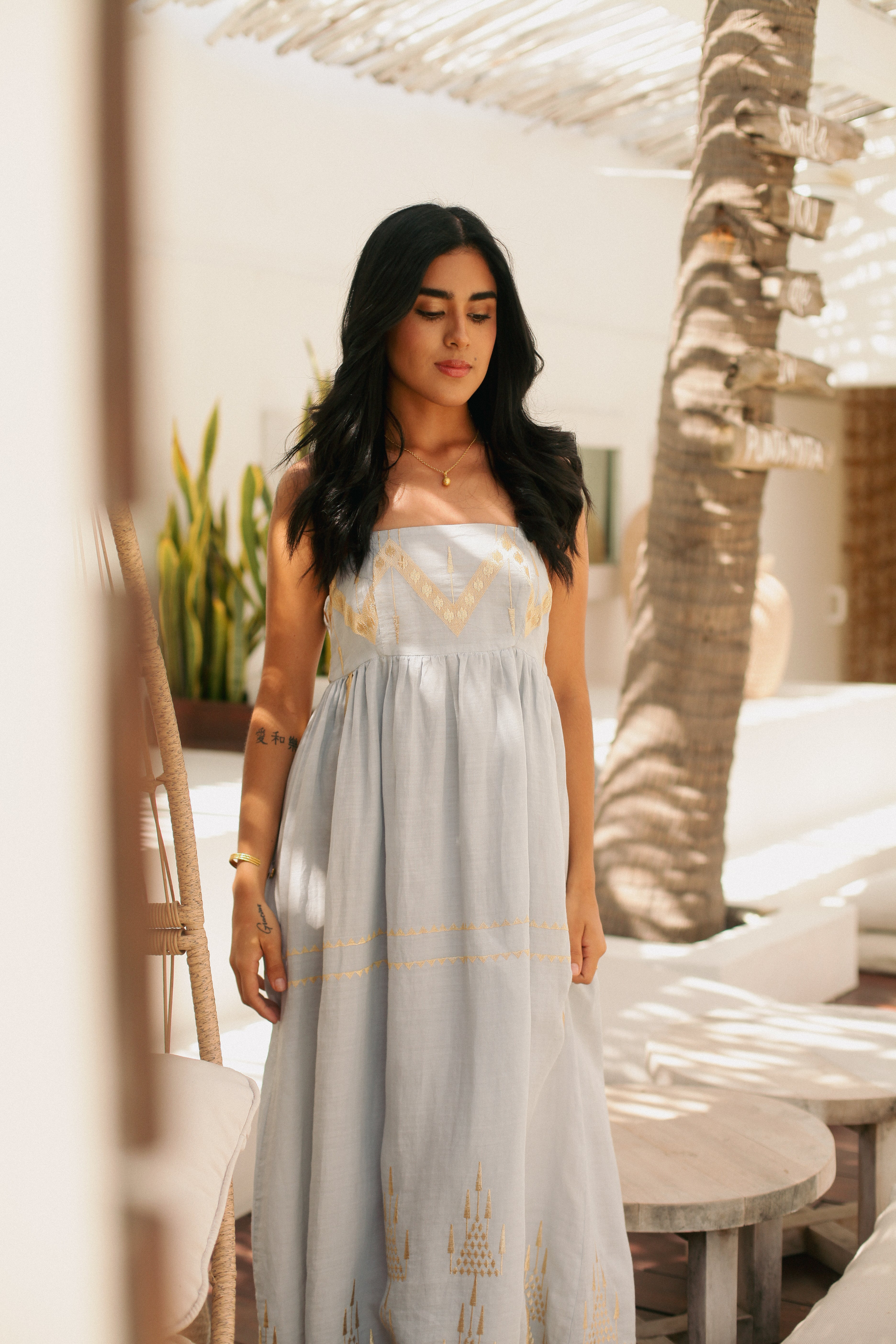 430033 Roots Light Grey Maxi Dress