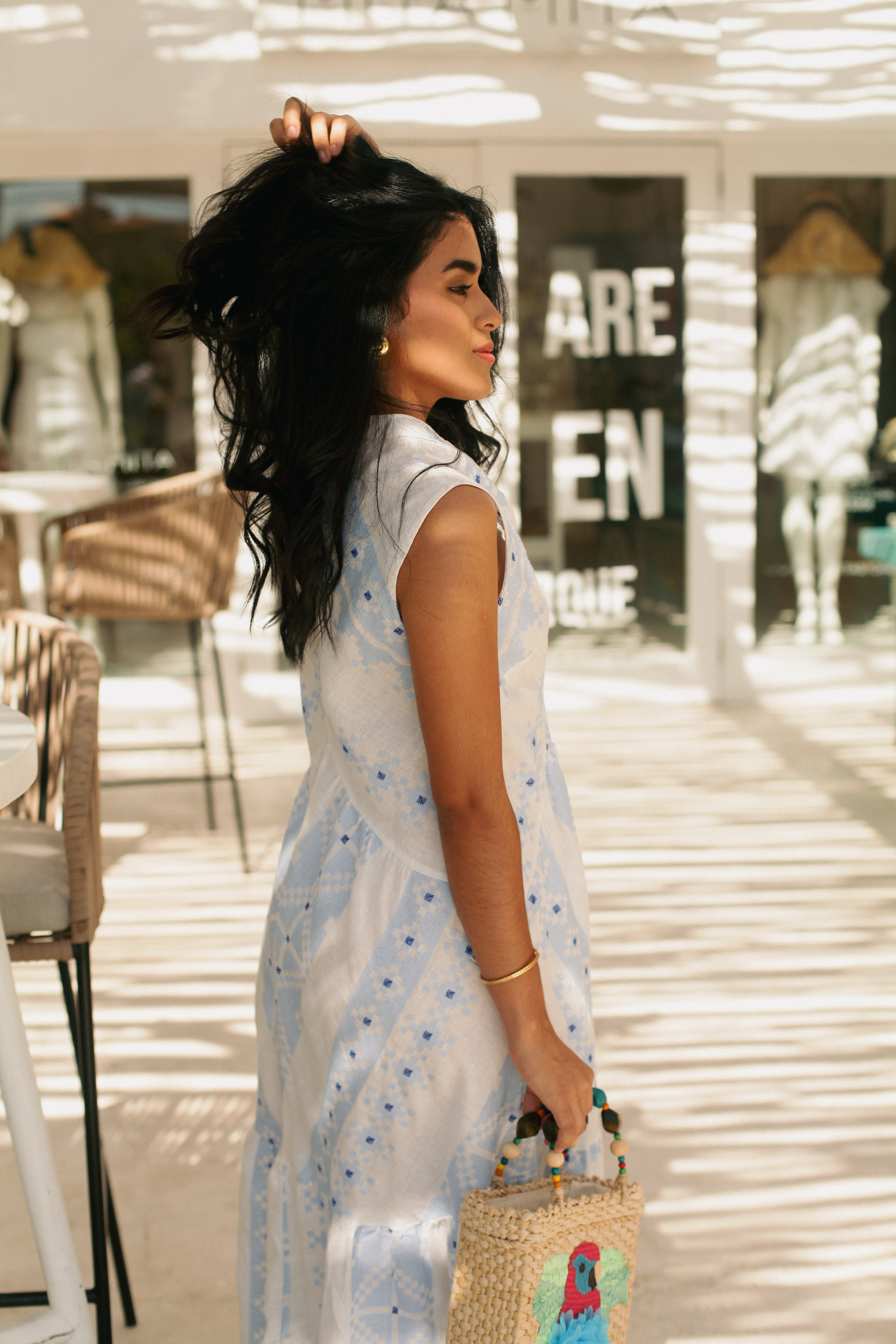 231086 Pixel White Long Dress