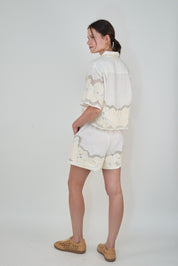 Wild Flower White Short