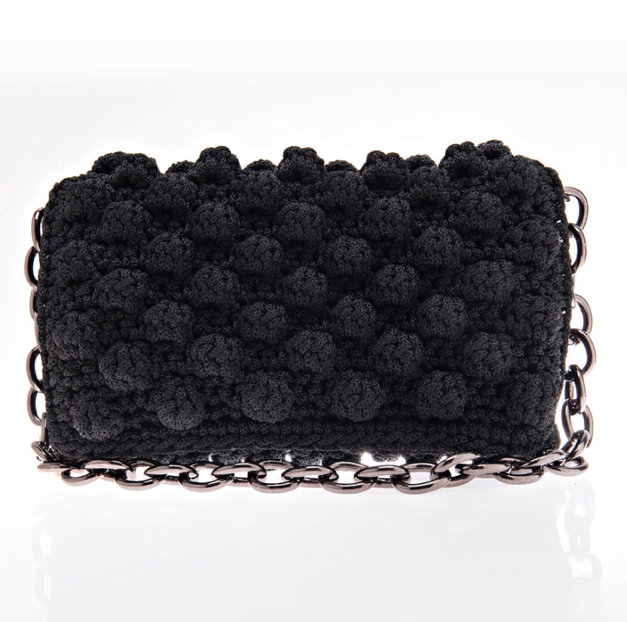 Leire Black Dark Medium Clutch