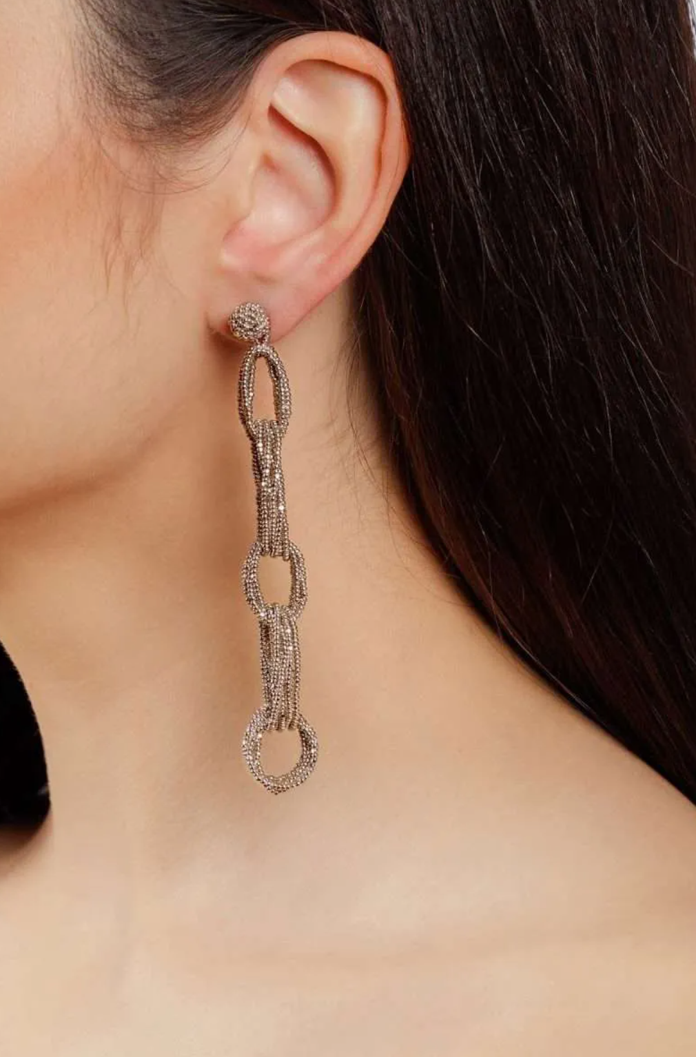 Naina Platinum Earrings