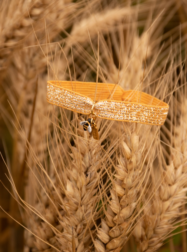 Bee Gold Elastic Bracelet