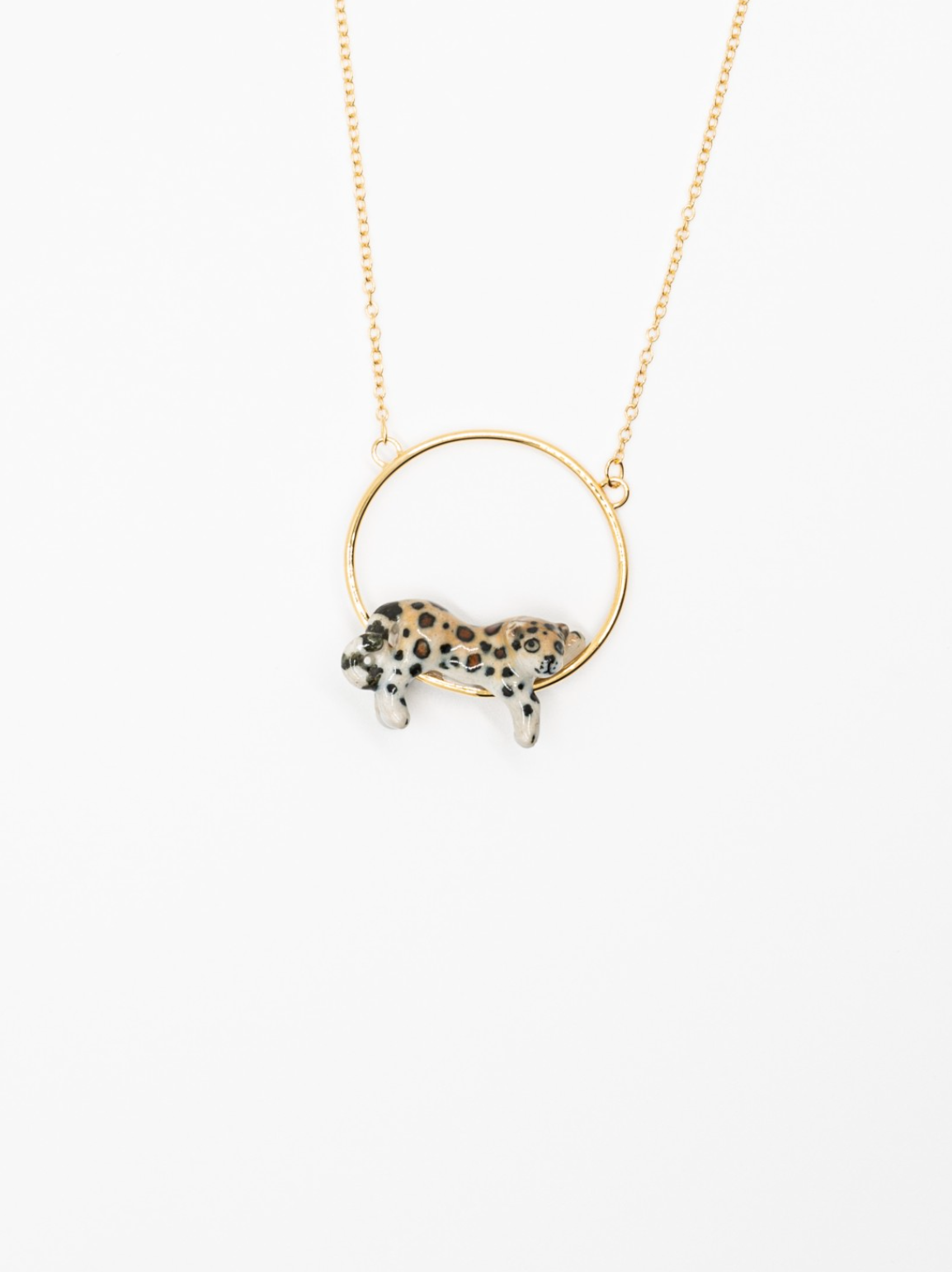 Lying Leopard Round Necklace