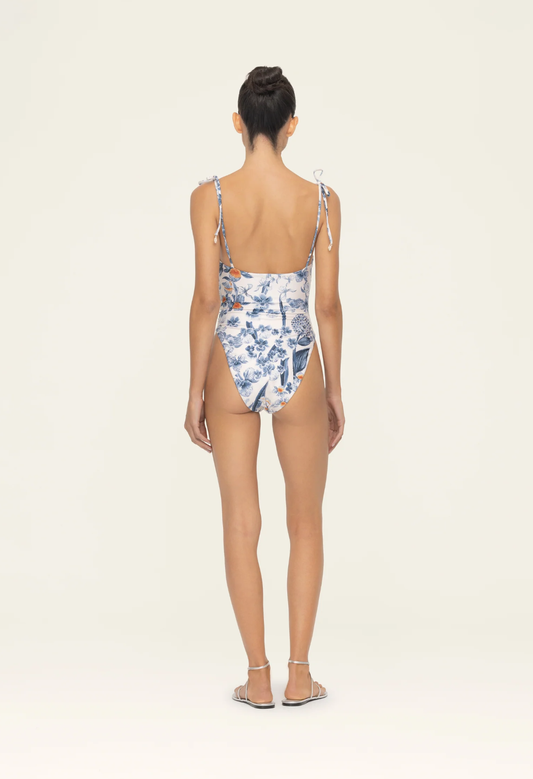 Rabano Petalo One Piece