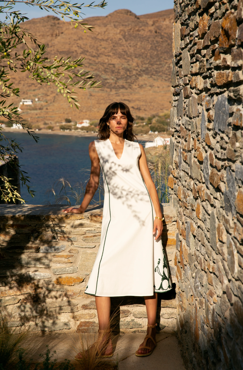 Areti Off White Olive Midi Dress