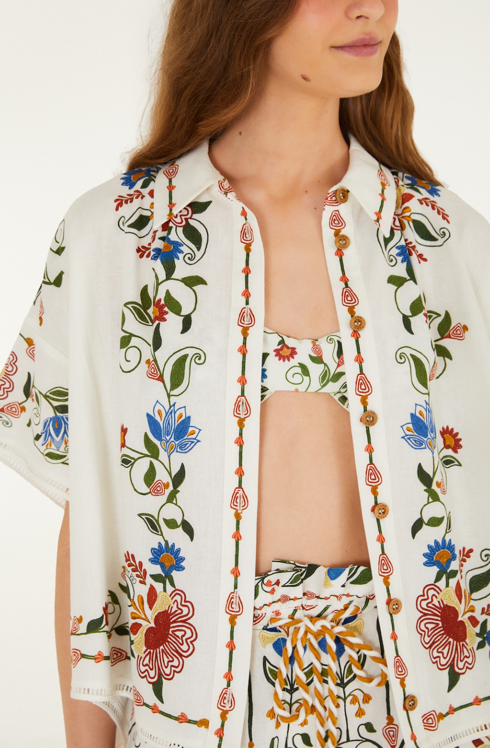 Stitchched Garden Off White Blouse