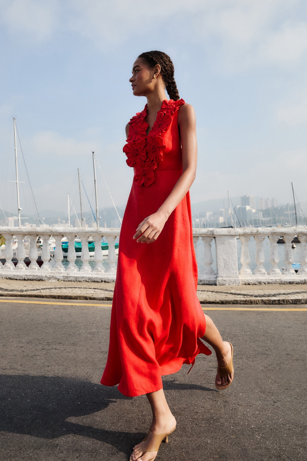 Red Sleeveles Midi Dress