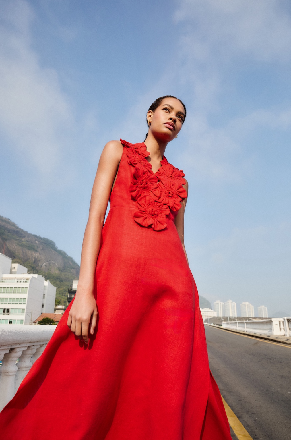 Red Sleeveles Midi Dress