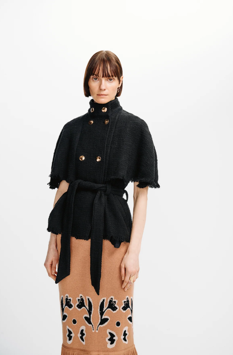 Black Brio Cape
