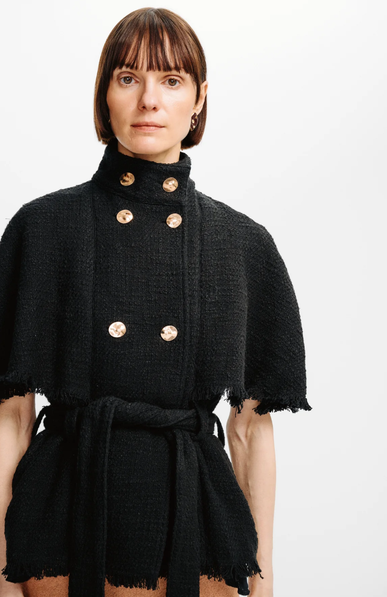 Black Brio Cape